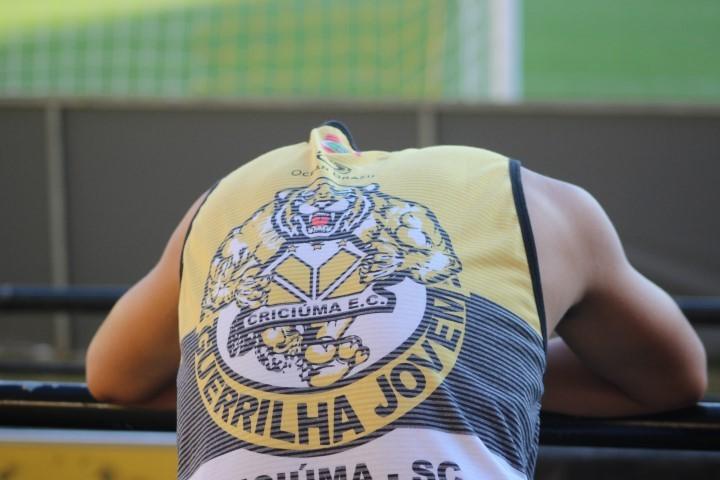Da expectativa à decepção: torcida sai de cabeça baixa com mais uma derrota