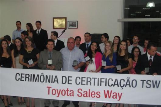 Strada Motors recebe Certificação (TSW)  "TOYOTA SALES WAY"