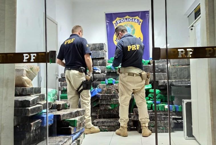 PRF apreende mais de duas toneladas de maconha avaliadas em R$ 4,5 milhões em SC