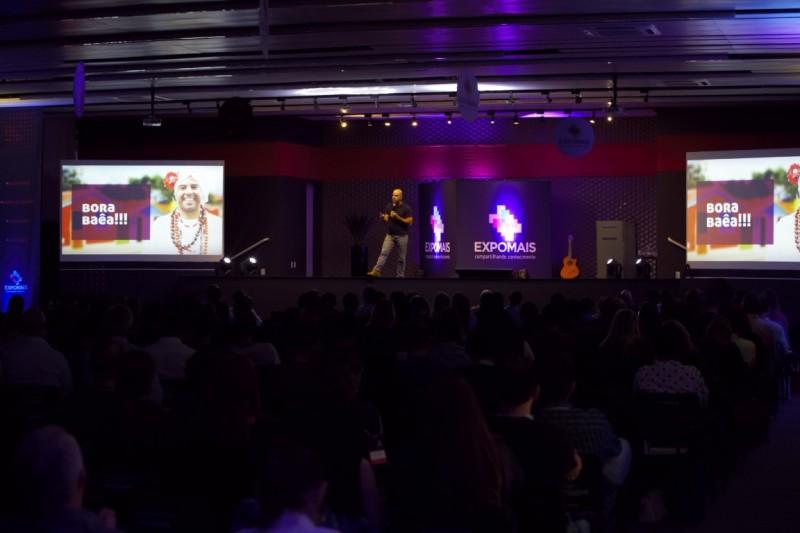 Expomais inicia com destaque ao futuro do trabalho e ao e-commerce