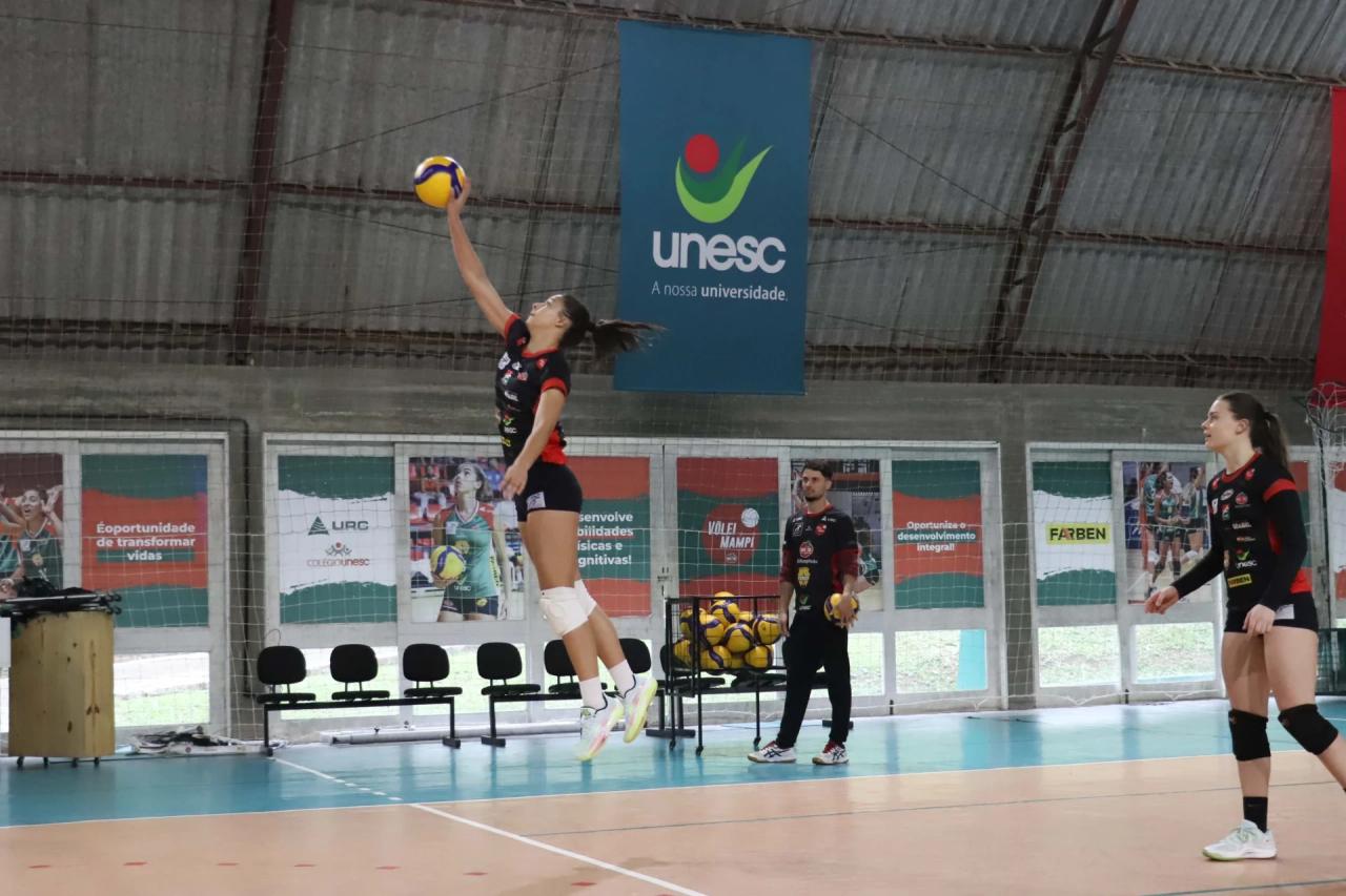 Criciúma recebe fase final do Brasileiro Interclubes Sub-19 de Vôlei Feminino