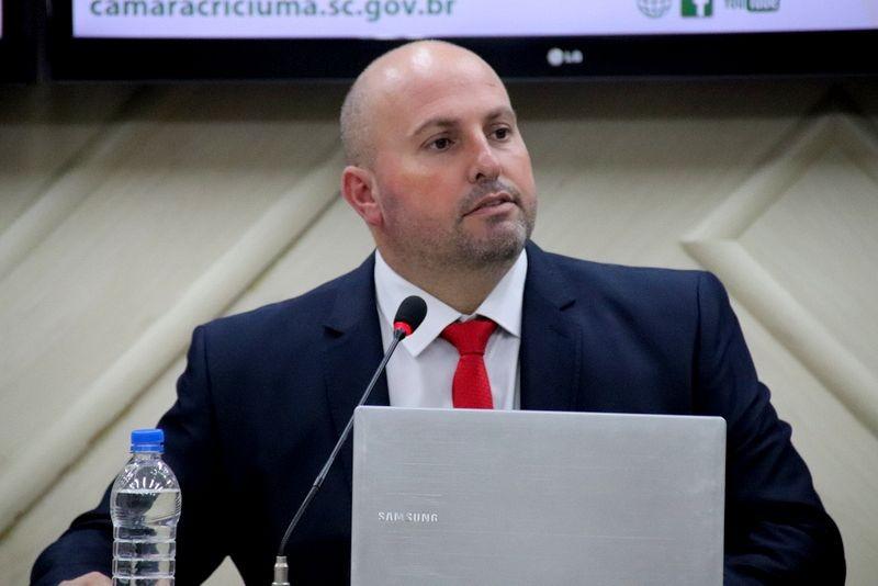 Prefeito por dez dias, Belloli lamenta derrota nas urnas e fala em legado de projetos para Criciúma 