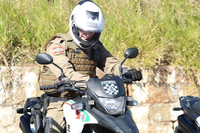 Adolescente é apreendido com pedras de crack em Tubarão 