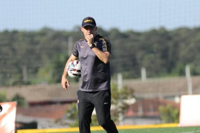 De olho na liderança, Criciúma encara o Cuiabá no Majestoso