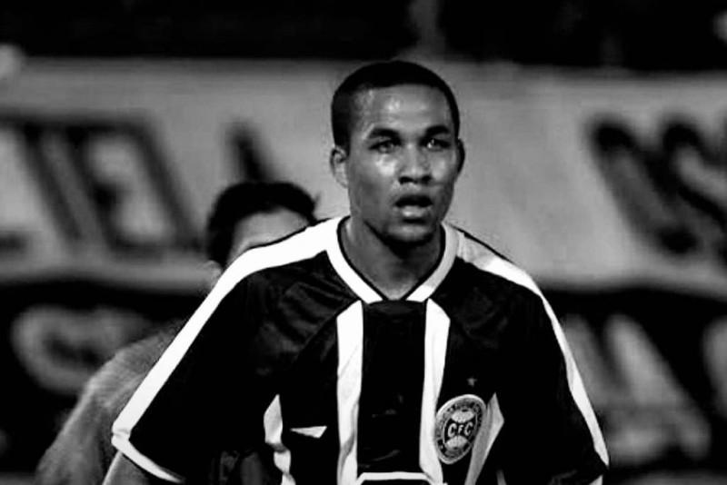 Jogo do Criciúma terá minuto de silêncio para homenagear ex-lateral do clube e zagueiro do Nacional