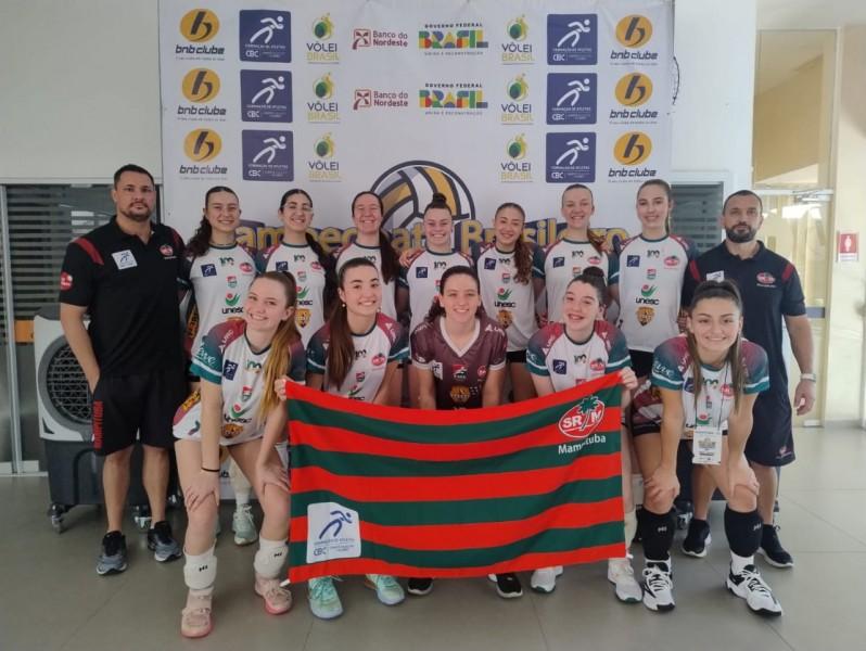 Equipe feminina de vôlei do Mampituba vence duas partidas no Brasileiro Interclubes de Vôlei