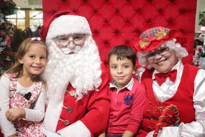 Chegada do Papai Noel terá show com Neguinho & Emanuel