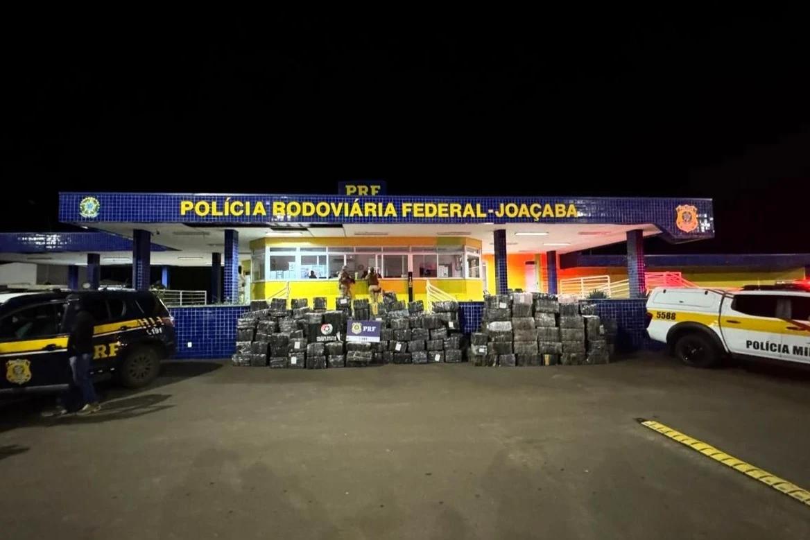 Operação conjunta apreende quase dez toneladas de maconha; três homens foram presos