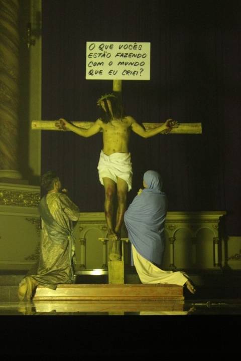 Via-Sacra no Centro é a mesma usada por Papa