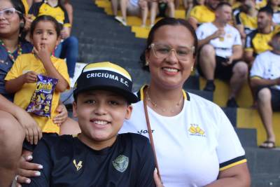 Criciúma promove ação de Dia das Mães com ingressos gratuitos para mulheres