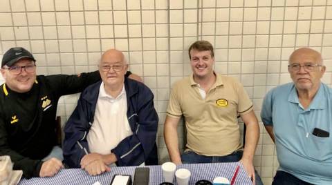 Aniversariantes do Mês Abril, Mesa Eclética da Feira