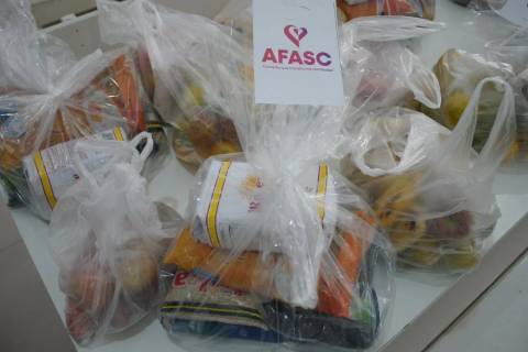Mais de 860 crianças receberão kits da Afasc para famílias vulneráveis