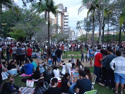 Sábado é dia de Pik Nik Coletivo
