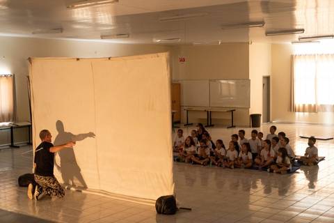 Cia O Sombrista: oficina de teatro de sombras para crianças acontece em Timbé do Sul