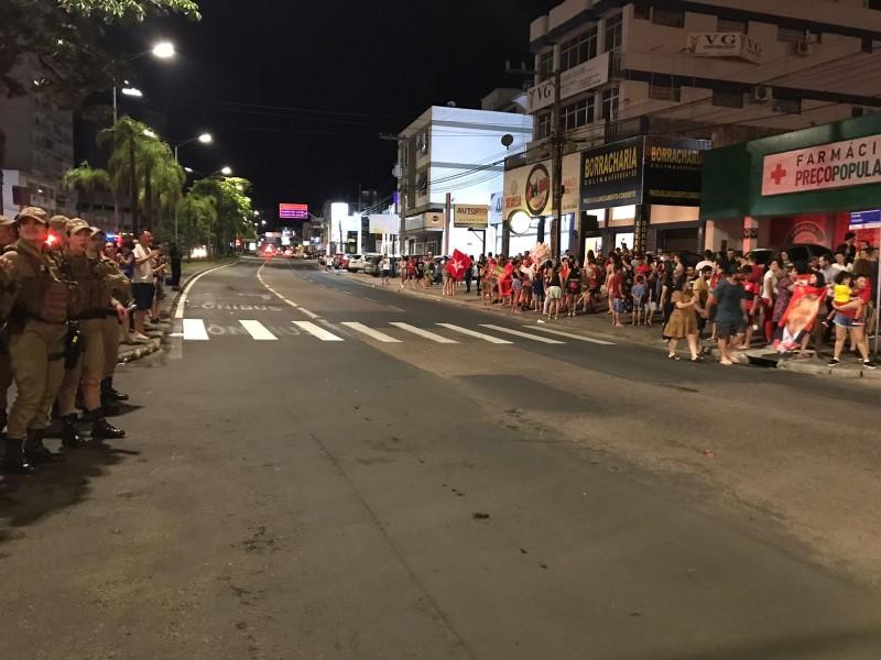 PM libera avenida Centenário; não há restrição de horário para o fim da festa