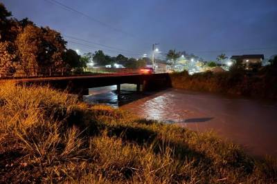 Desassoreamento do rio Sangão: terceira etapa da ação já retirou 300 mil metros cúbicos de material