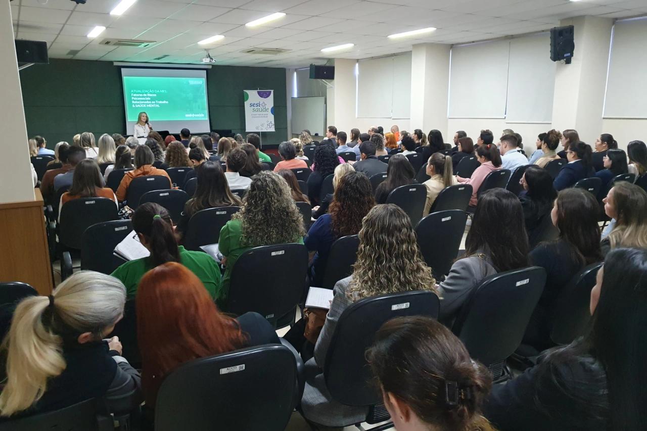 SESI Saúde promove Workshop gratuito em Criciúma sobre riscos psicossociais no ambiente de trabalho
