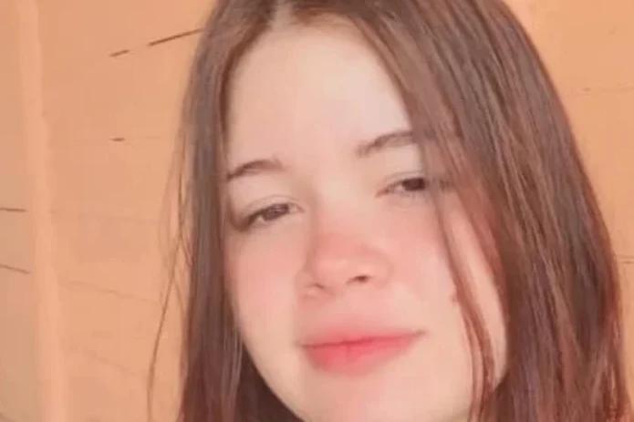 Mulher que recebeu "mata-leão'' do marido morre no hospital