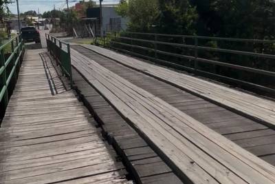 Criciúma: ponte de madeira no bairro São Francisco será substituída por estrutura de concreto