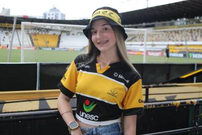 Mais de nove mil torcedores saem frustrados do HH após primeira derrota do Tigre no Catarinense