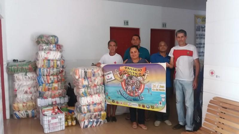 Equipe Multi-Institucional entrega quase uma tonelada de alimentos ao Cras de Balneário Rincão