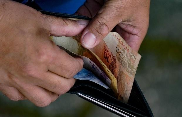 Estado injeta R$ 289 milhões na economia com pagamento da segunda parcela do 13º salário