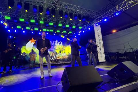 Segunda noite da Maggiofest reúne grande público em Morro da Fumaça