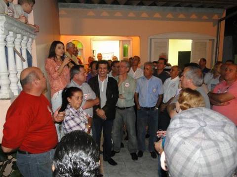 Romanna e Serafim inauguram comitês em Criciúma