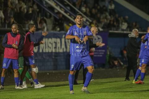 Série B do Catarinense: Caravaggio celebra aniversário com vitória sobre o Metropolitano