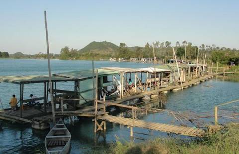 Balsas banidas em Araranguá