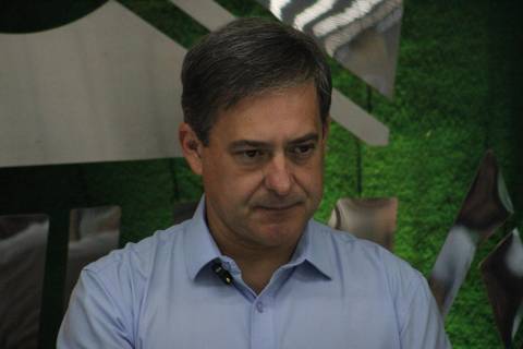 ‘Não é sobre uma paralisação, é sobre deixar crianças sem alimentação’, afirma prefeito sobre greve