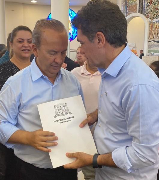 Salvaro pede ao governador atenção com o HMISC e obras do Anel de Contorno Viário de Criciúma