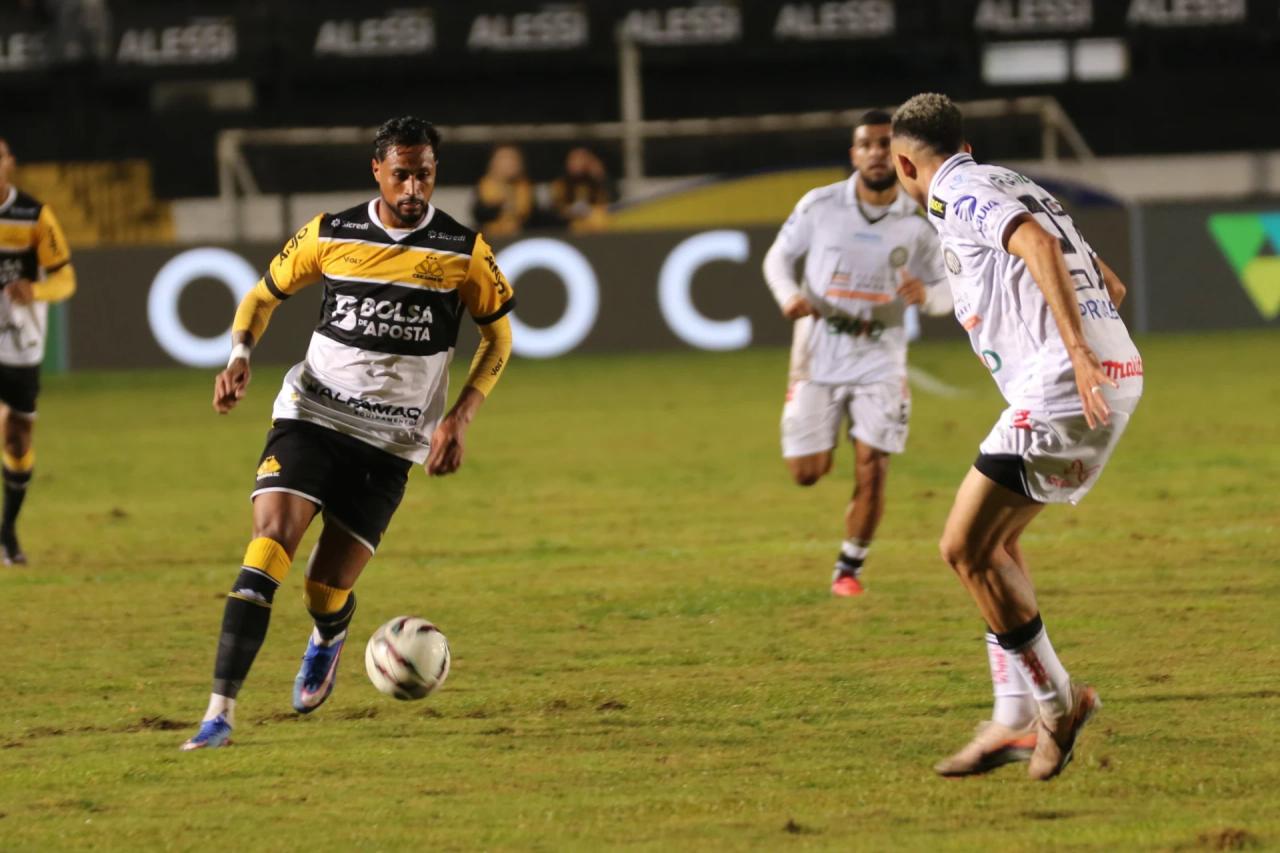 Ao vivo: Criciúma chega ao quarto jogo sem vencer; veja a repercussão após novo empate